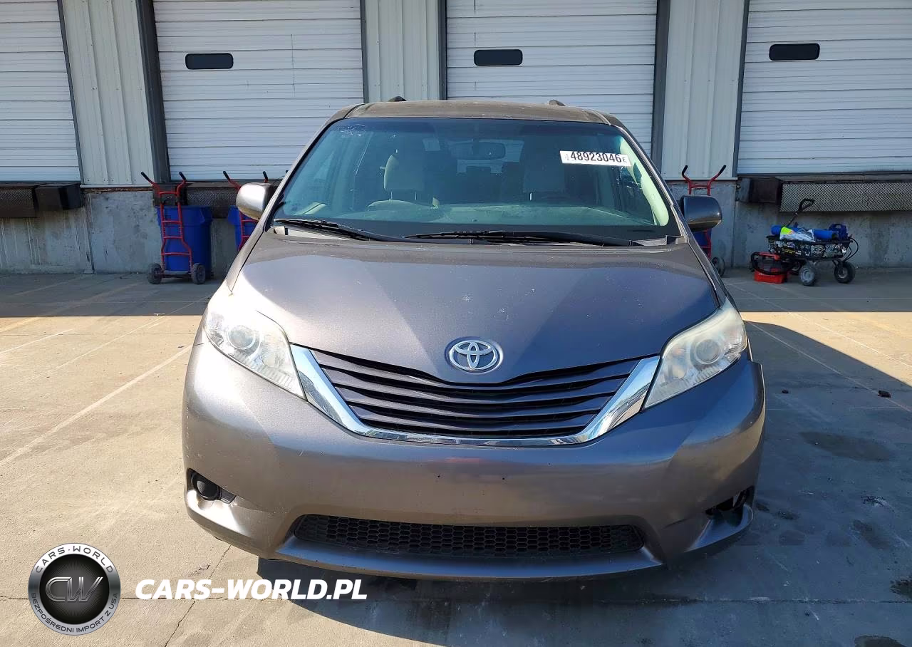 2016 Toyota Sienna Le 7-Passenger VIN:5TDJK3DC5GS143876 - 5