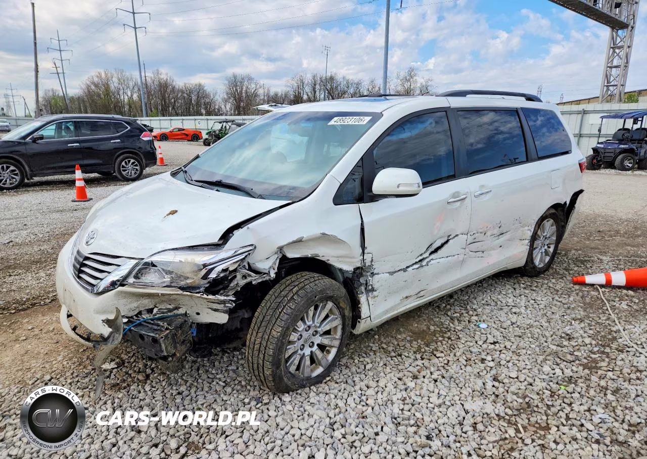 2015 Toyota Sienna Limited Premium 7-Passenger
