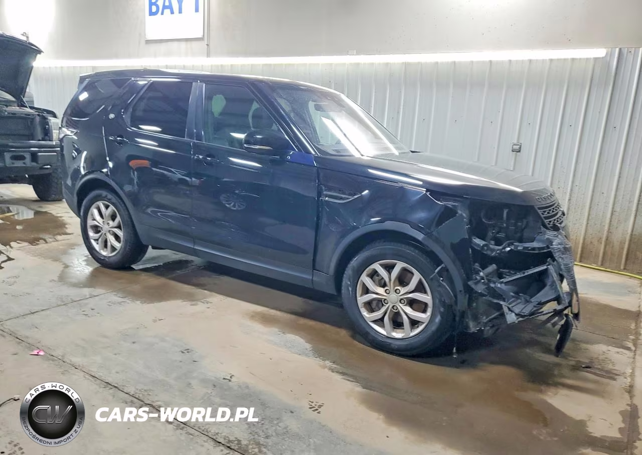 2020 Land Rover Discovery Se VIN:SALRG2RV3L2424383 - 4