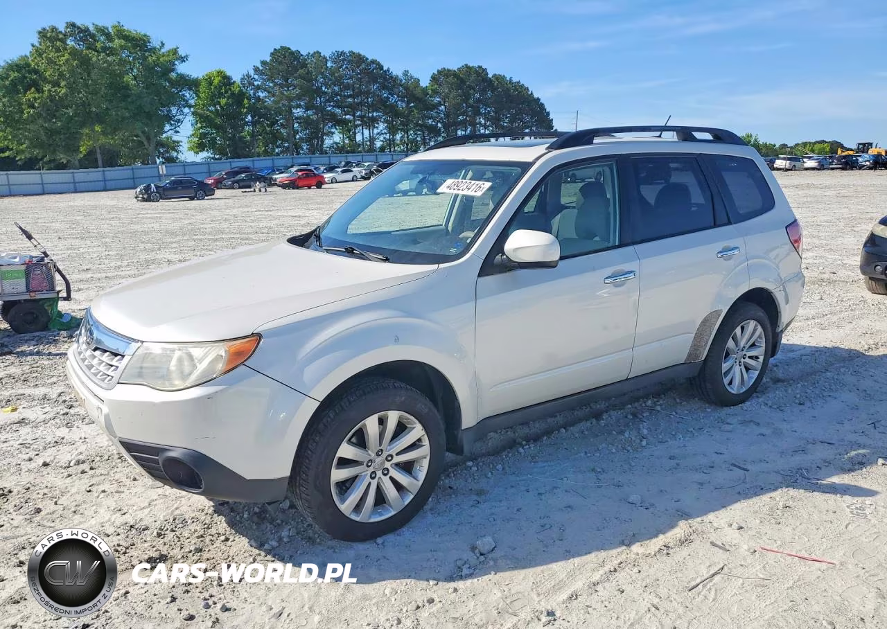 2013 Subaru Forester 2.5X Premium – zdjęcie 1 z 13