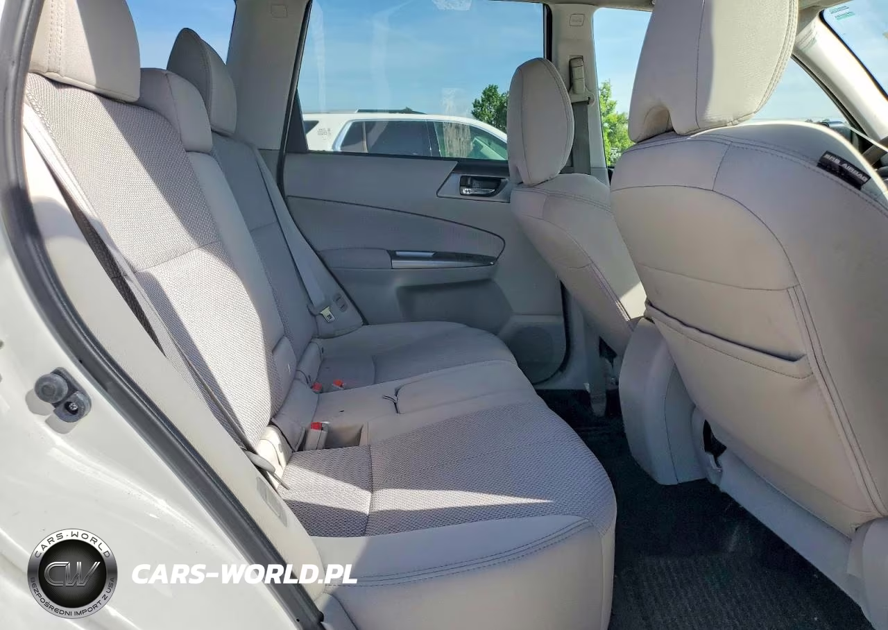 2013 Subaru Forester 2.5X Premium VIN:JF2SHADC5DH432183 - 11