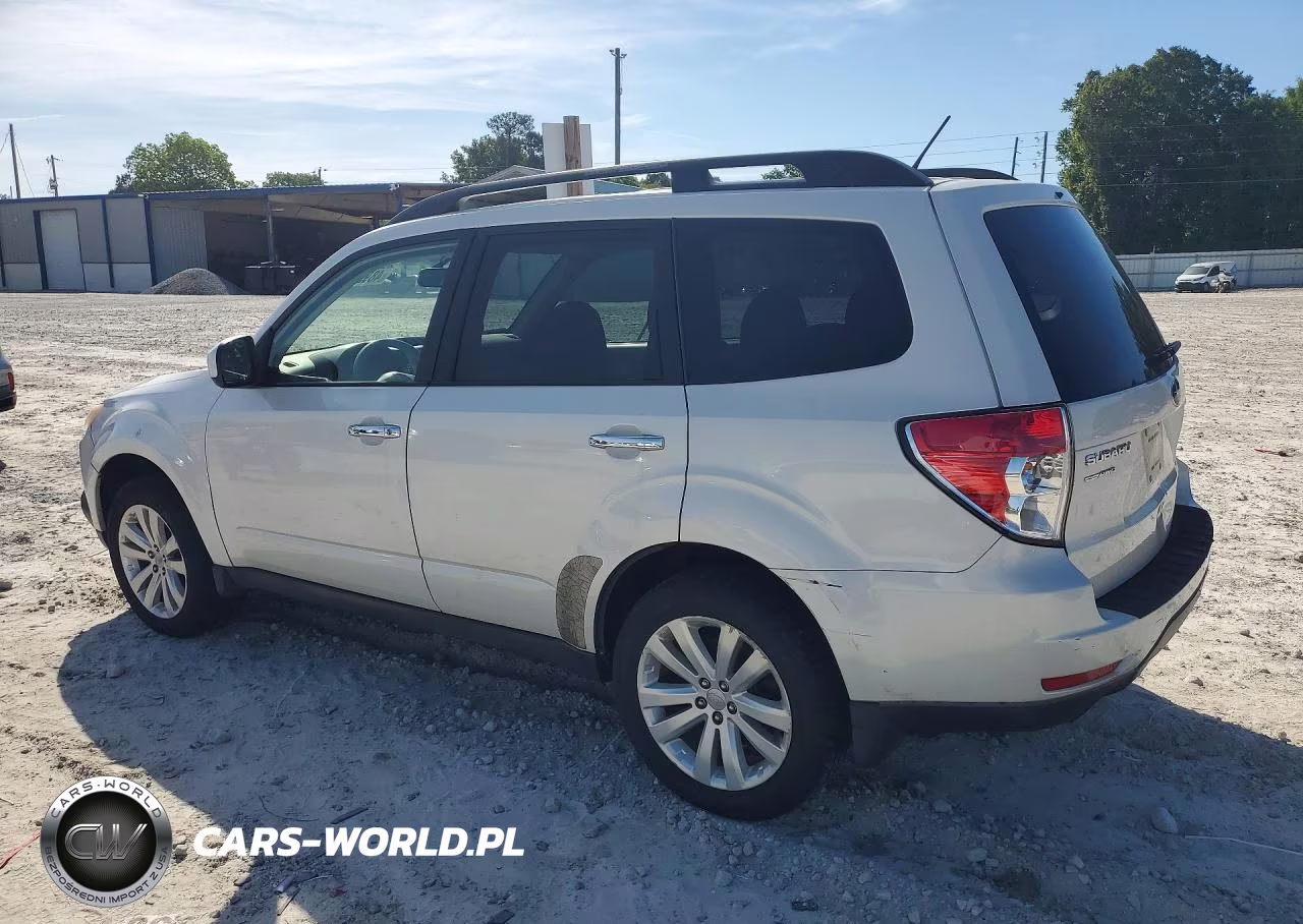2013 Subaru Forester 2.5X Premium VIN:JF2SHADC5DH432183 - 2