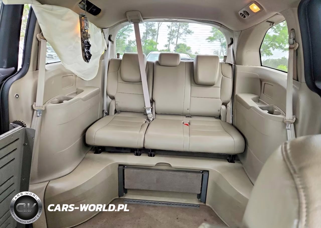 2012 Honda Odyssey Exl VIN:5FNRL5H65CB031593 - 10
