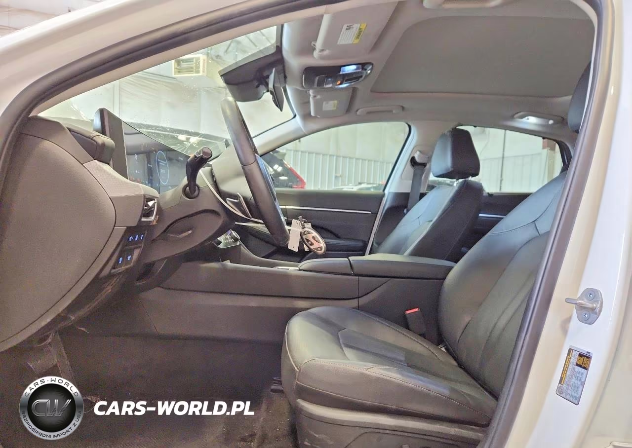 2025 Hyundai Sonata Hybrid Limited VIN:KMHL54JJ0SA121164 - 7