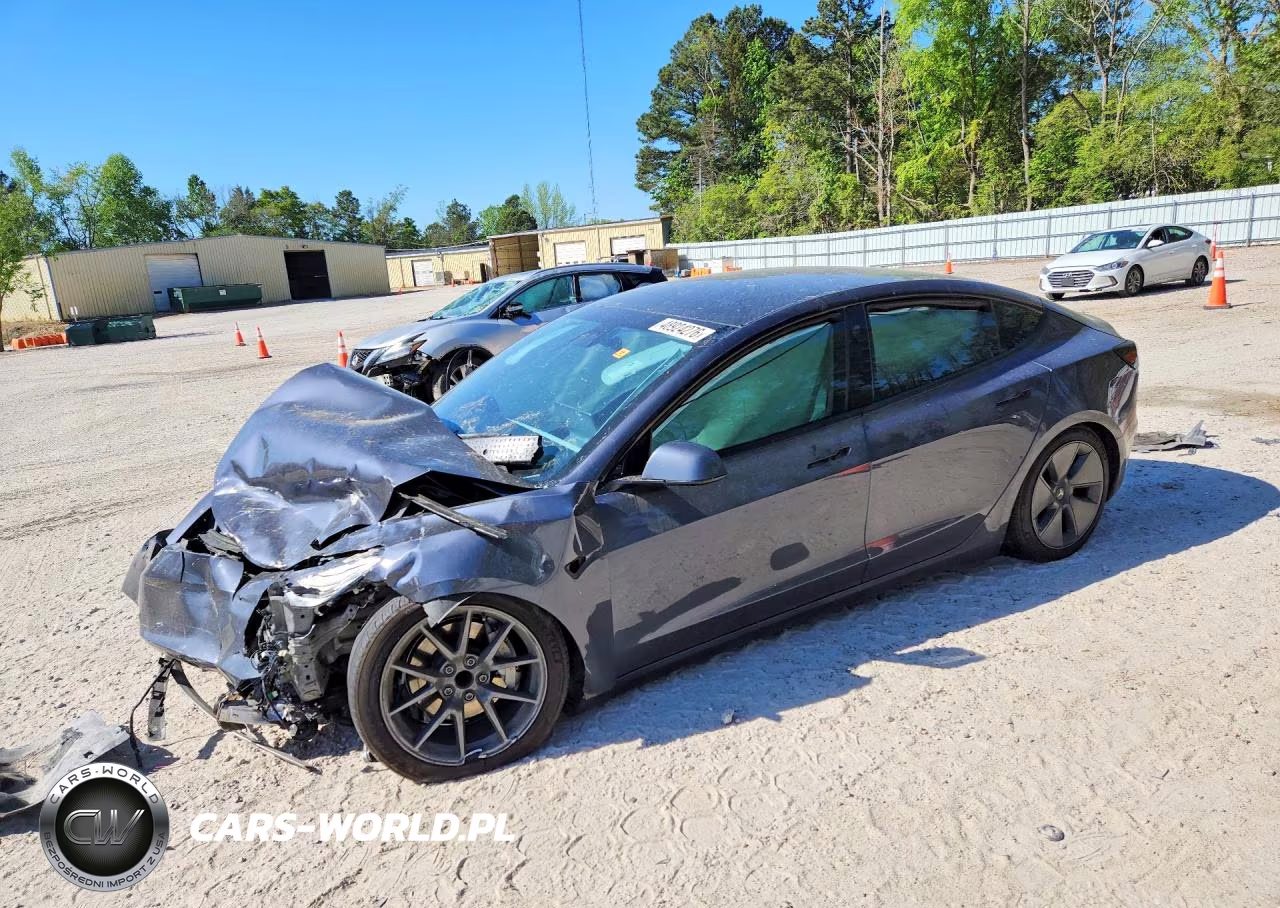 2023 Tesla Model 3 – zdjęcie 1 z 12