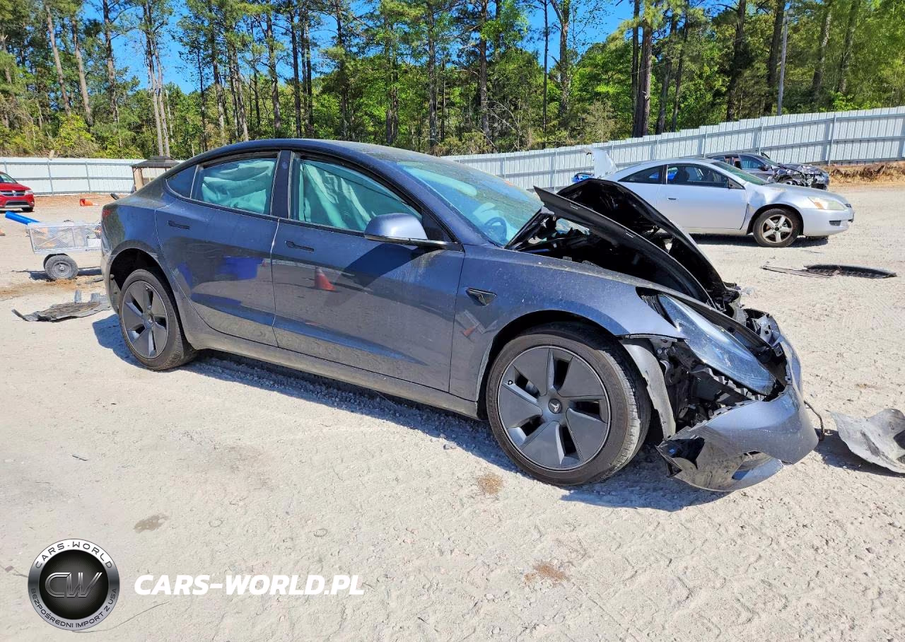 2023 Tesla Model 3 VIN:5YJ3E1EA0PF580996 - 4