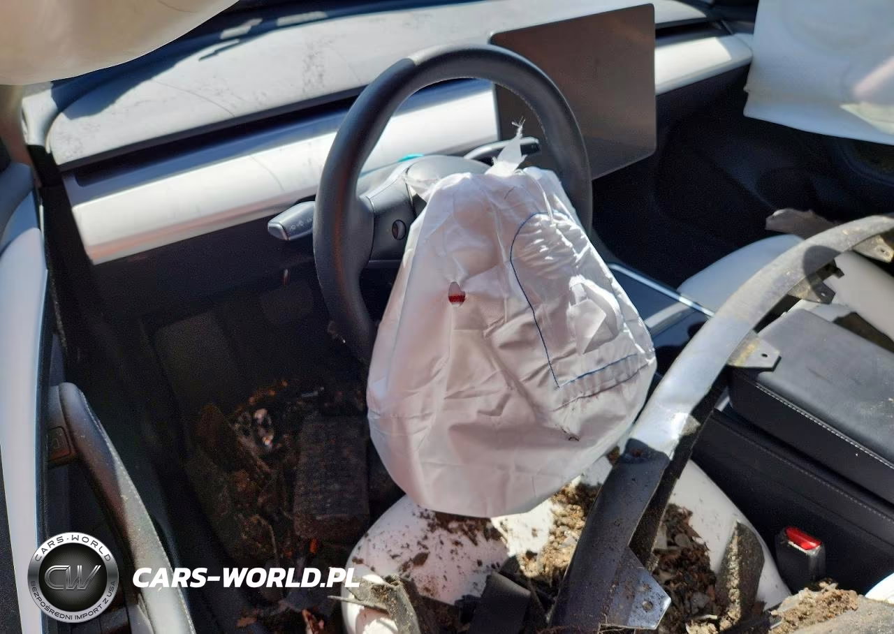 2023 Tesla Model 3 VIN:5YJ3E1EA0PF580996 - 8