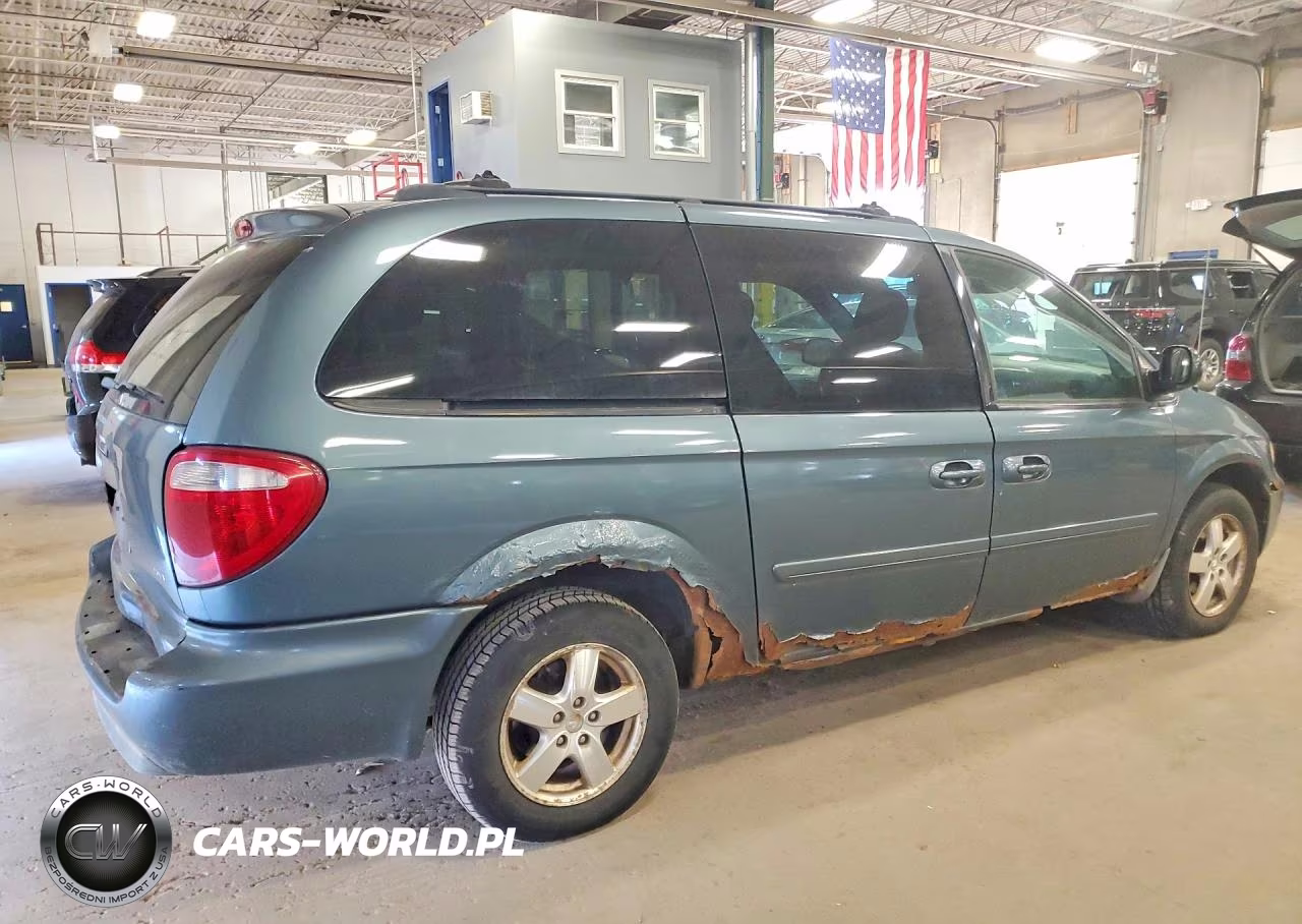 2005 Dodge Grand Caravan Sxt VIN:2D4GP44L15R121027 - 3