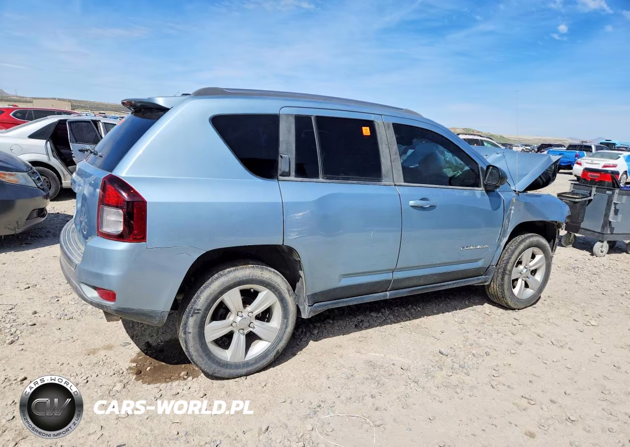 2014 Jeep Compass Sport VIN:1C4NJDBB2ED537090 - 3