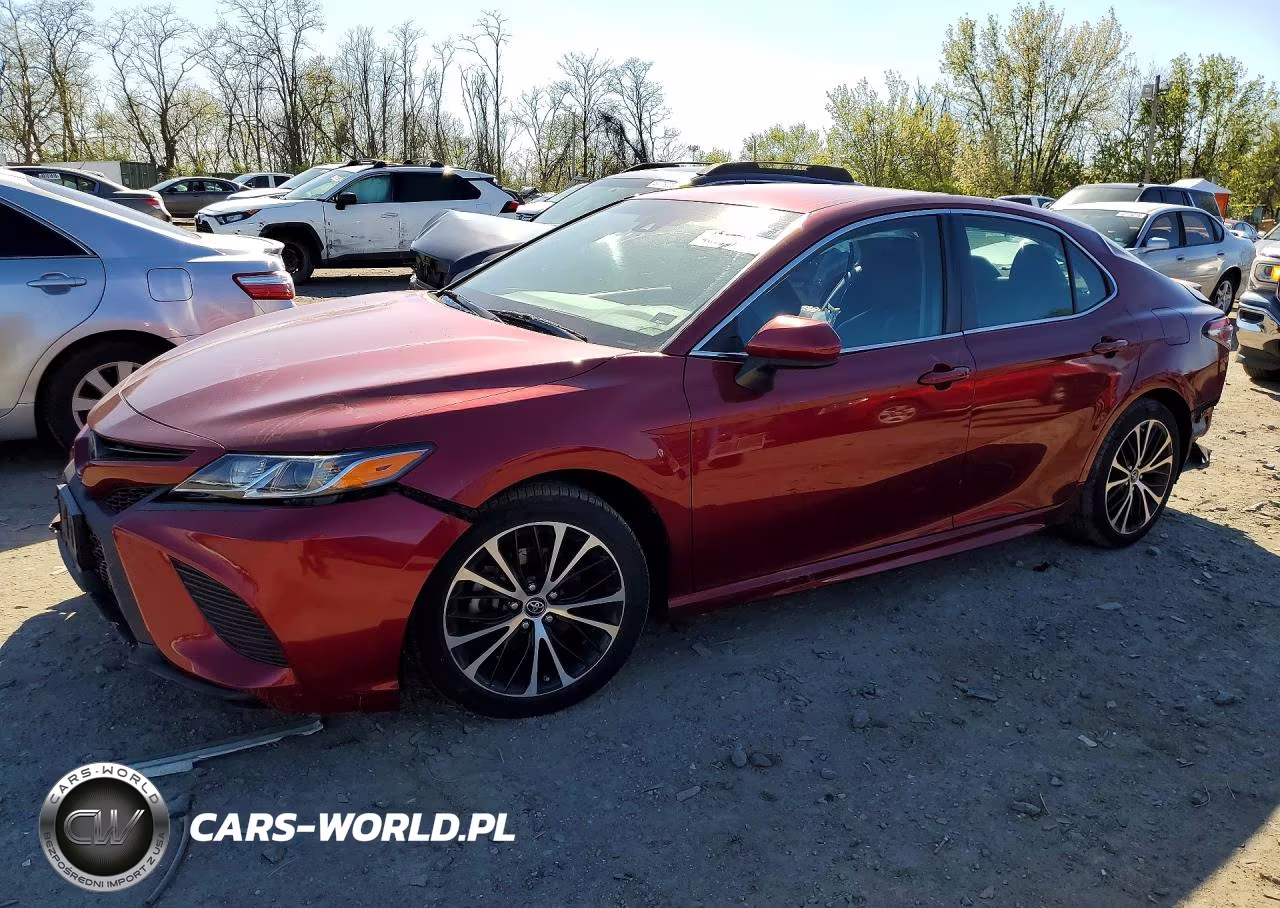 2018 Toyota Camry Se – zdjęcie 1 z 13