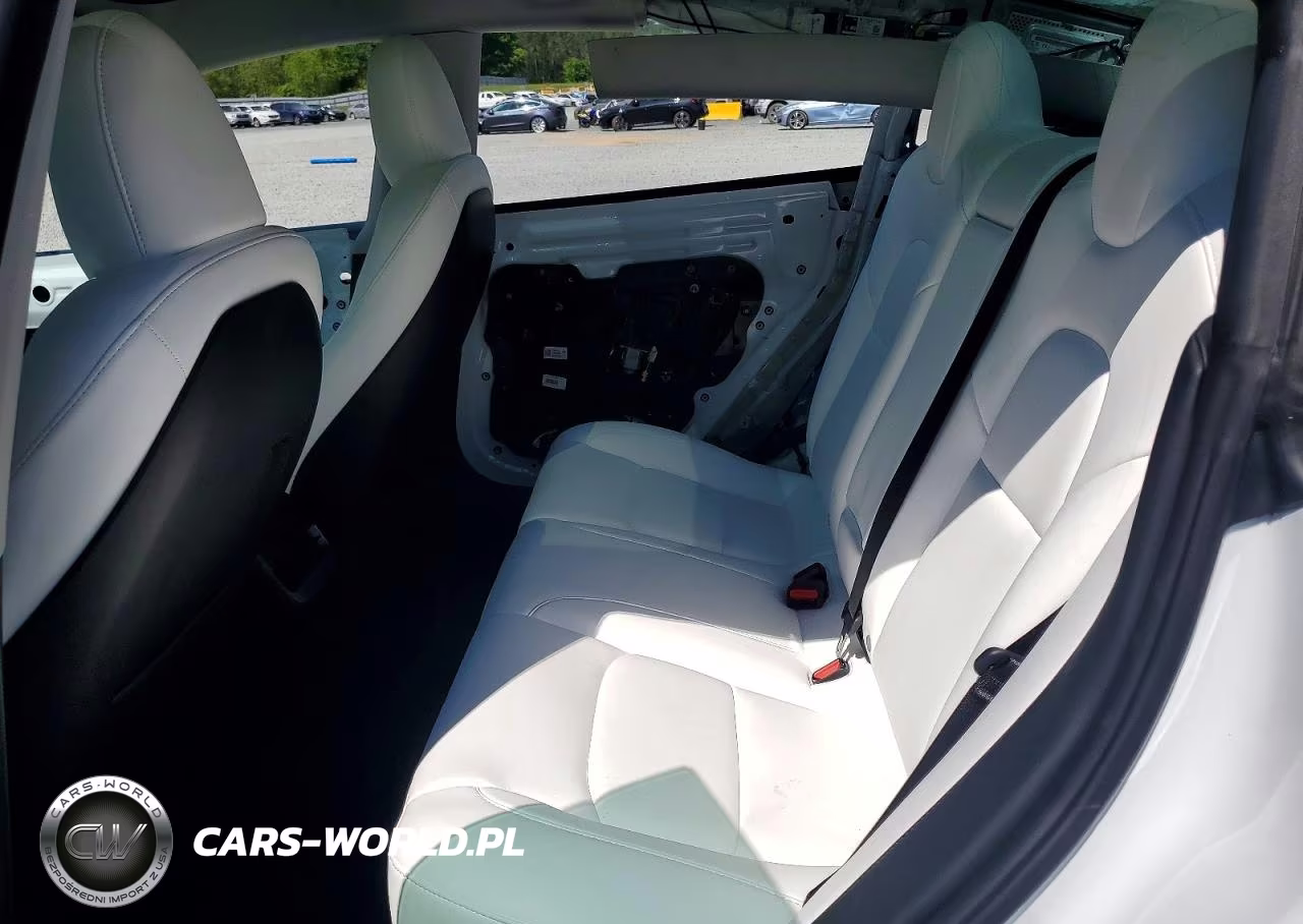 2023 Tesla Model 3 VIN:5YJ3E1EA2PF696748 - 10