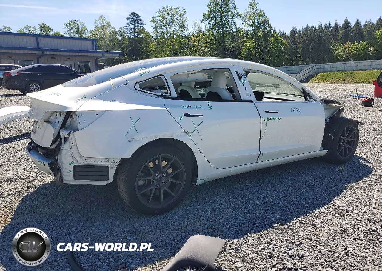 2023 Tesla Model 3 VIN:5YJ3E1EA2PF696748 - 3