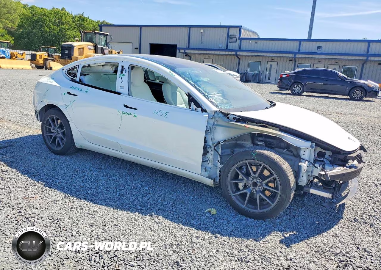 2023 Tesla Model 3 VIN:5YJ3E1EA2PF696748 - 4