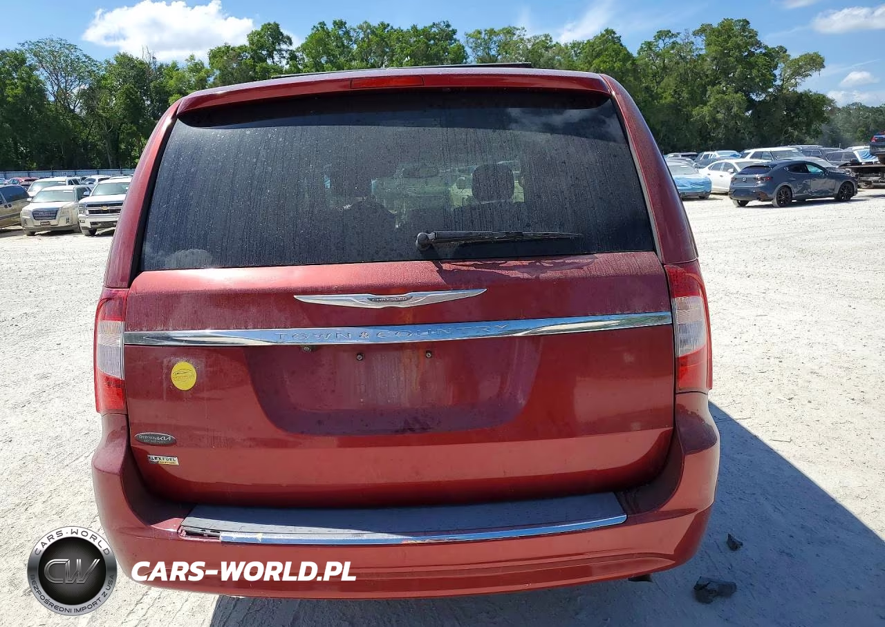2016 Chrysler Town & Country Touring VIN:2C4RC1BG4GR165581 - 6