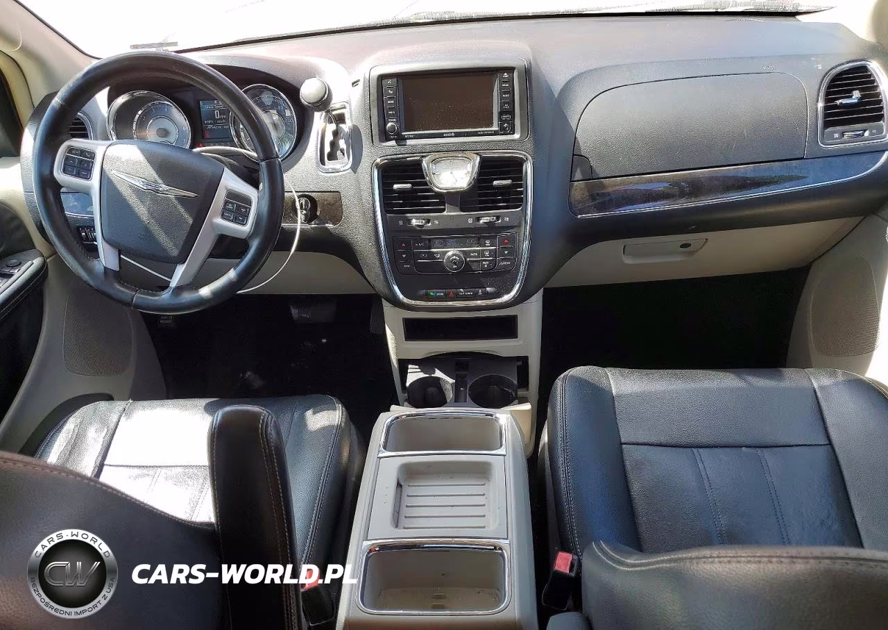 2016 Chrysler Town & Country Touring VIN:2C4RC1BG4GR165581 - 8