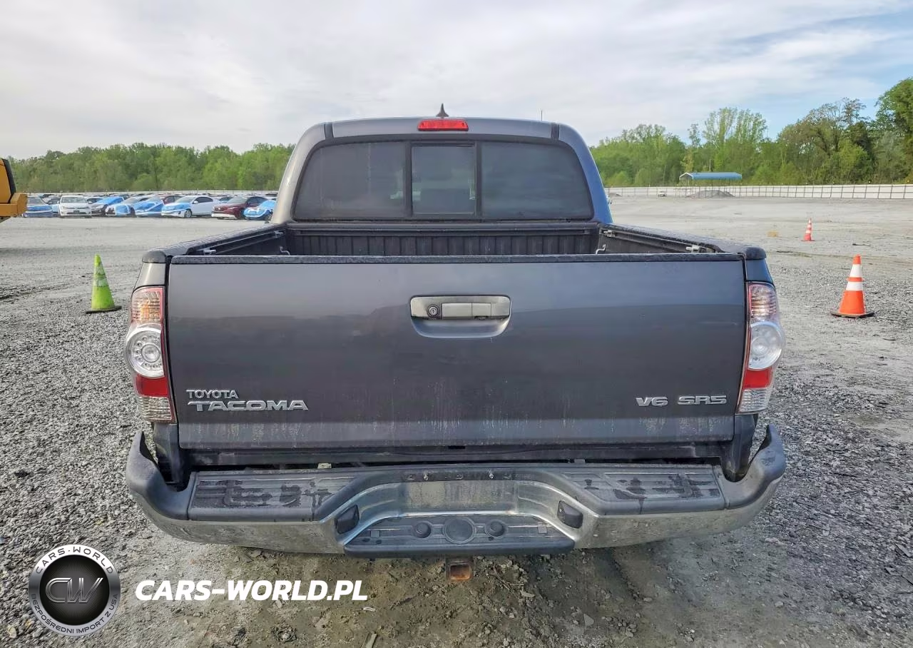 2014 Toyota Tacoma V6 VIN:3TMLU4EN9EM144857 - 6