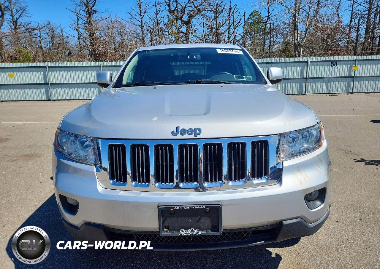 2011 Jeep Grand Cherokee Laredo VIN:1J4RR4GG6BC675581 - 5