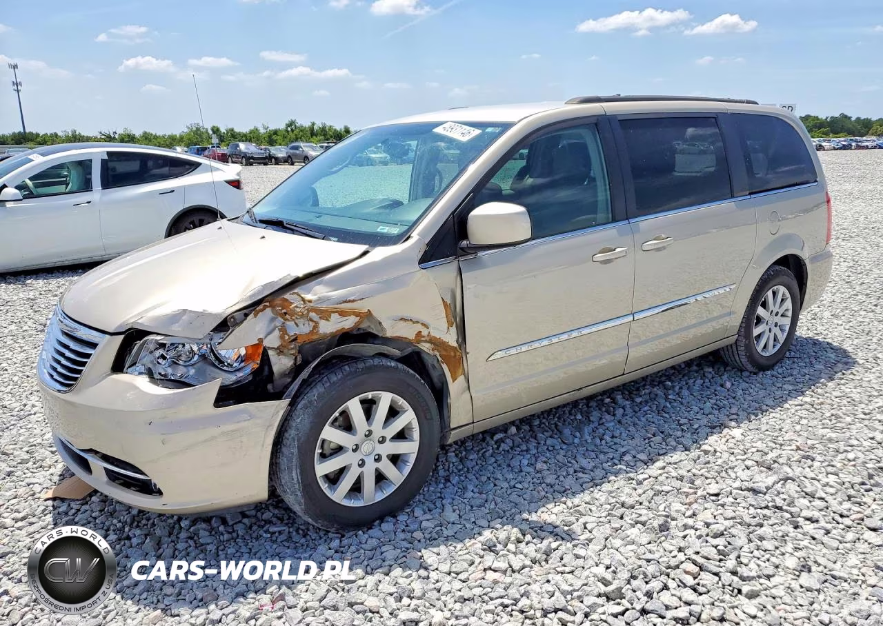 2016 Chrysler Town & Country Touring