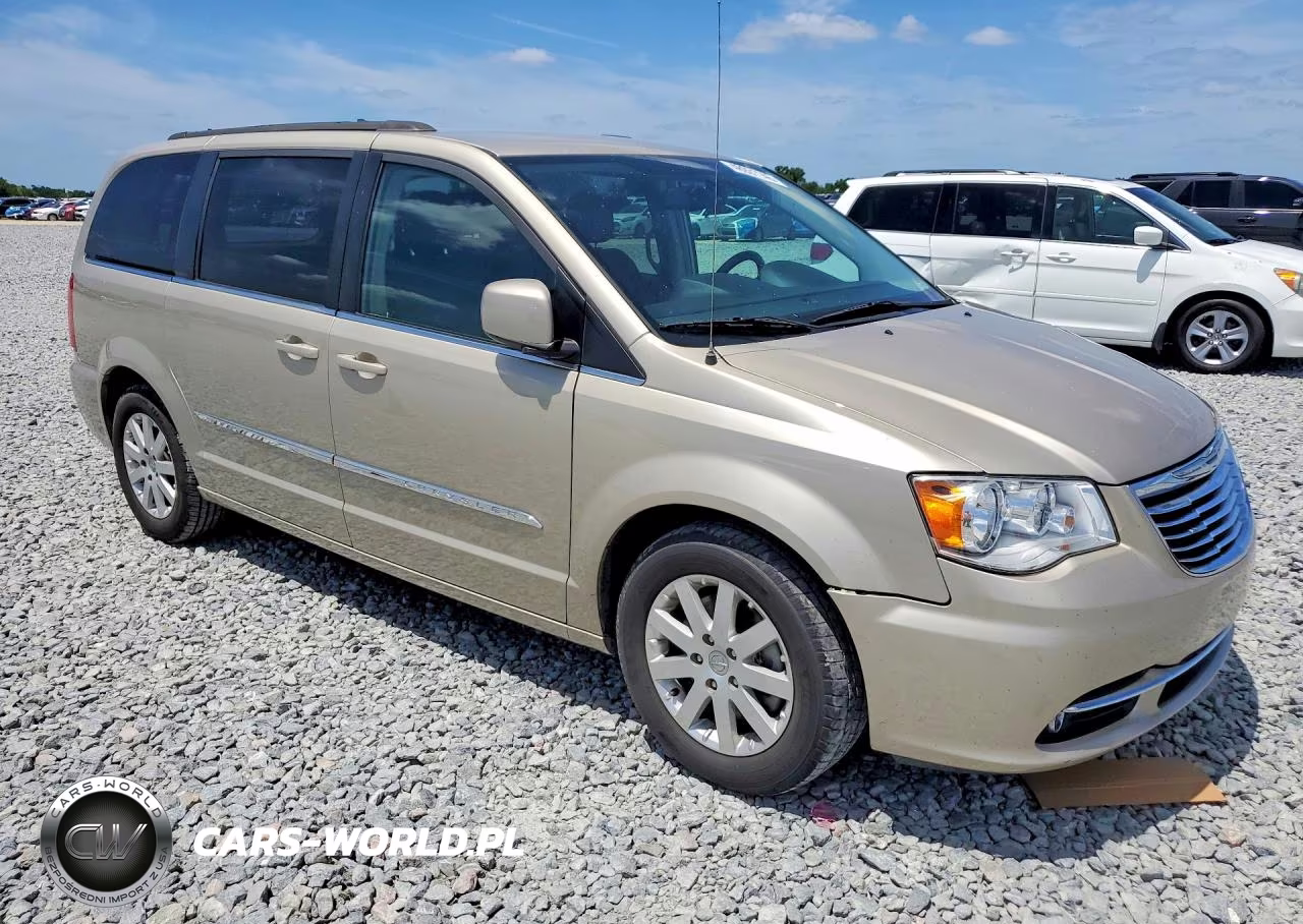 2016 Chrysler Town & Country Touring VIN:2C4RC1BG8GR280376 - 4