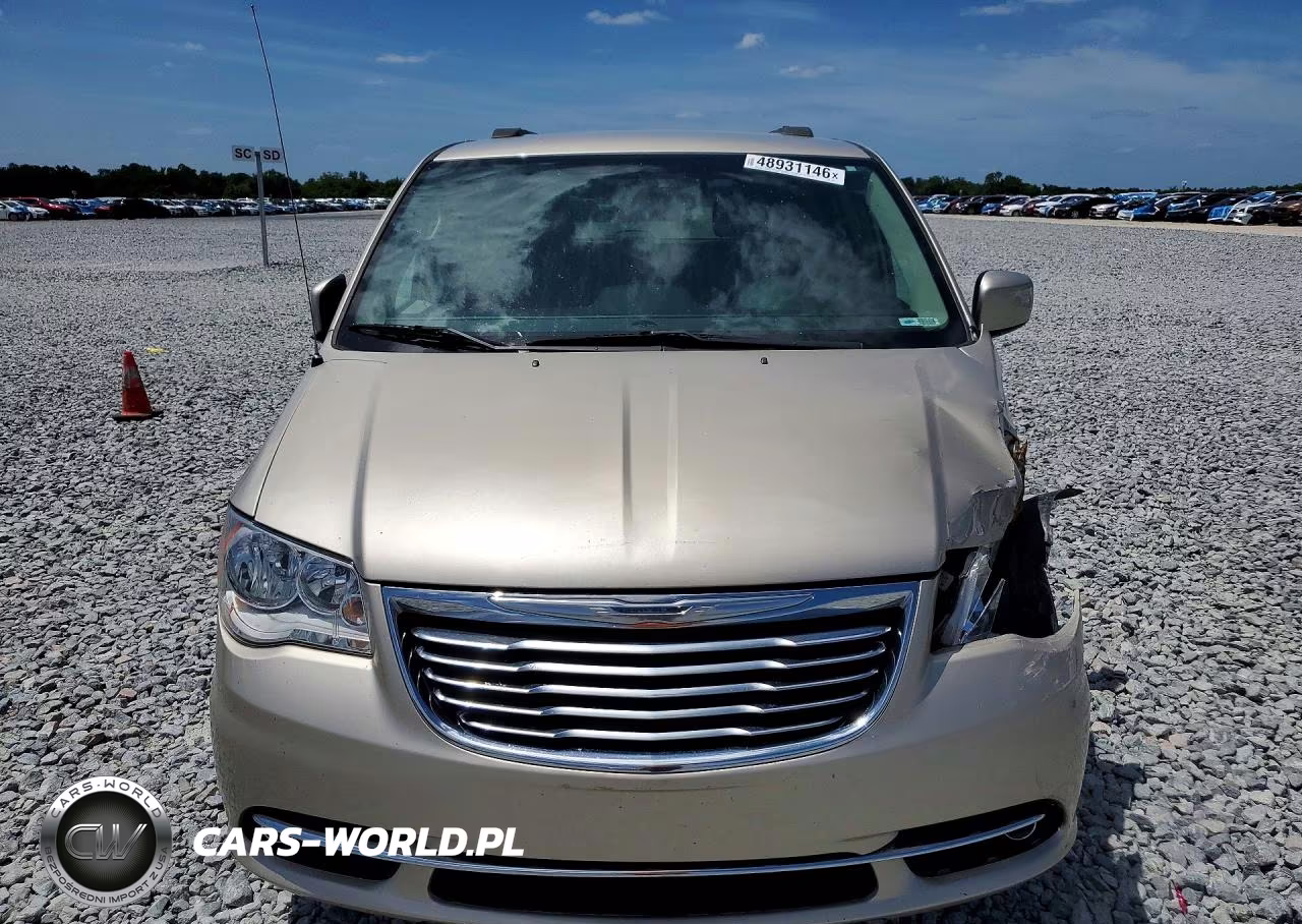 2016 Chrysler Town & Country Touring VIN:2C4RC1BG8GR280376 - 5