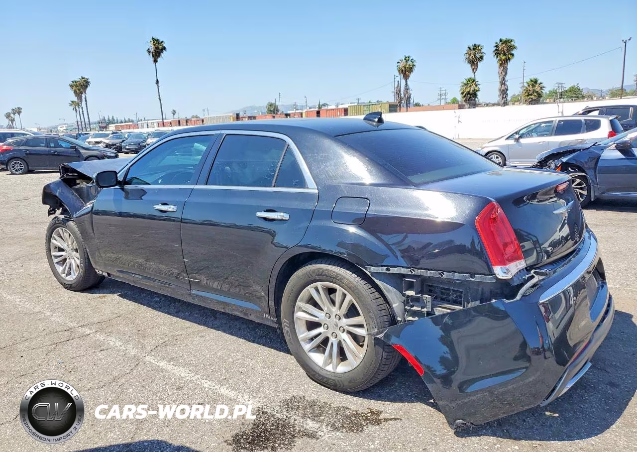 2016 Chrysler 300C VIN:2C3CCAEG7GH105824 - 2