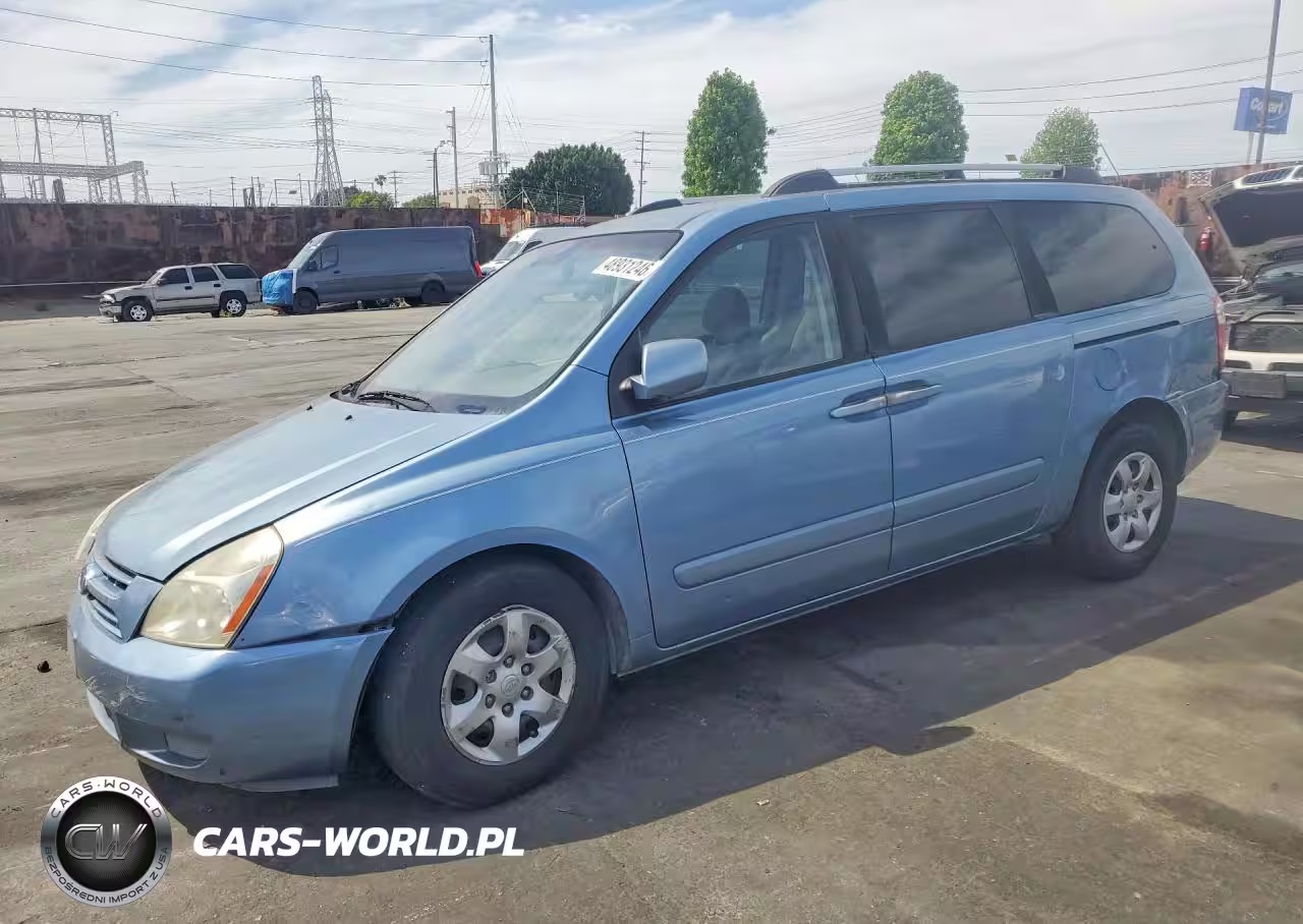 2008 Kia Sedona Lx