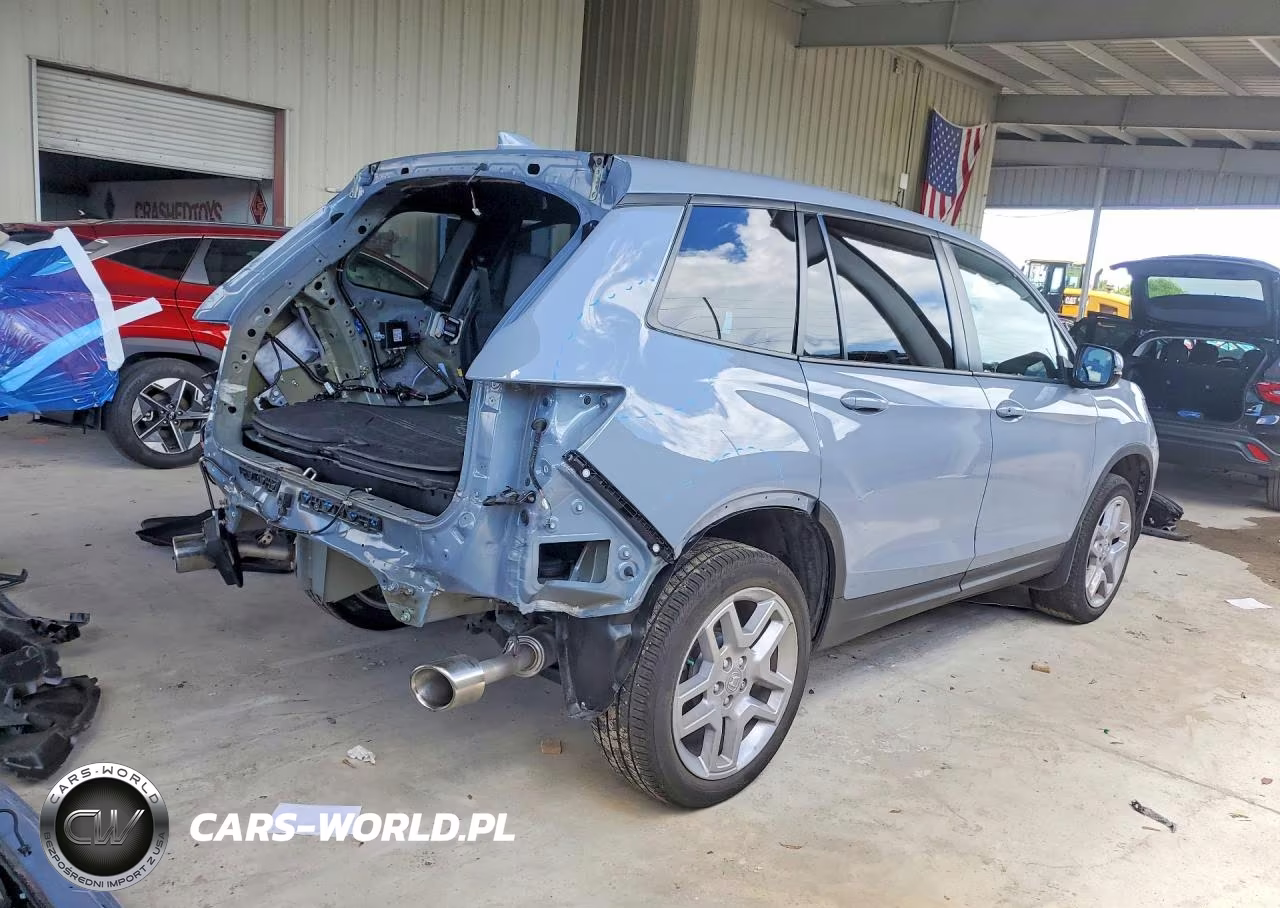 2025 Honda Passport VIN:5FNYF8H54SB012625 - 3