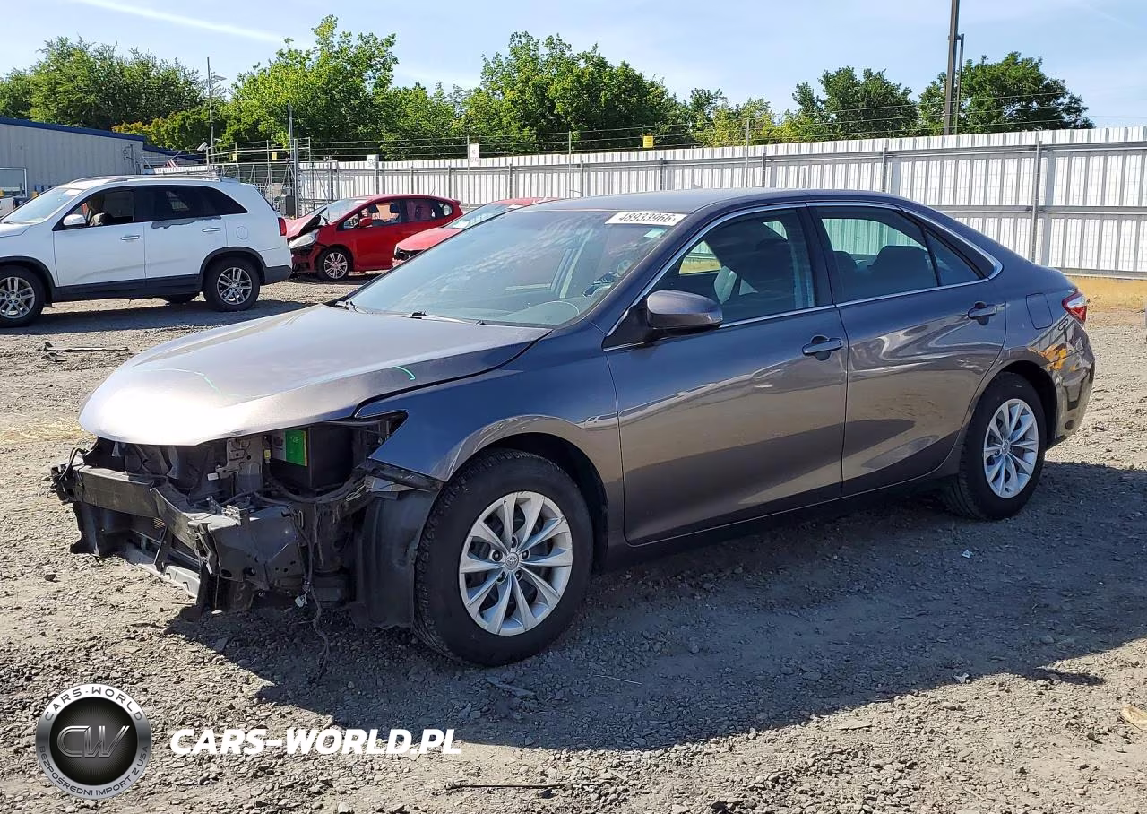 2015 Toyota Camry Le