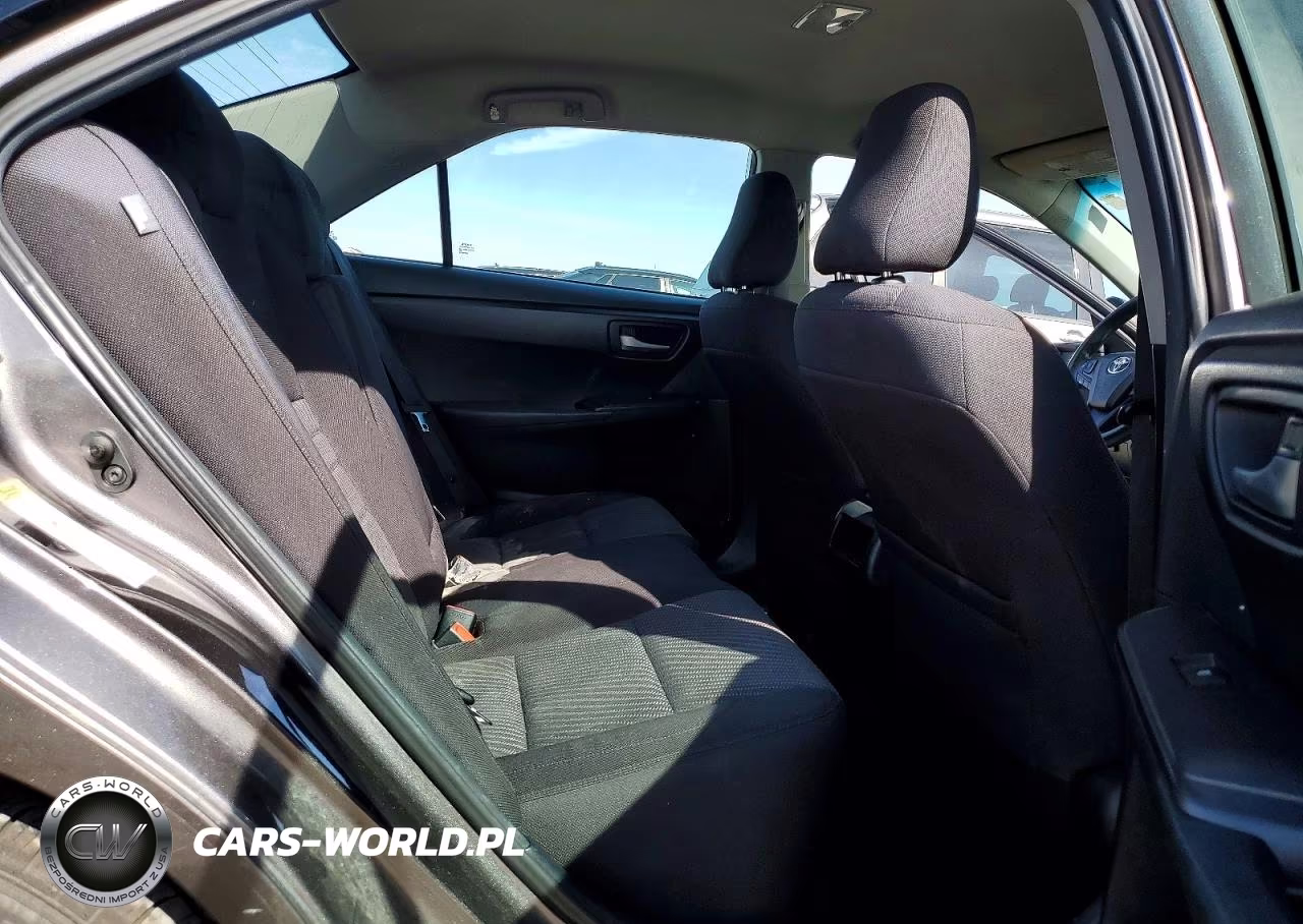 2015 Toyota Camry Le VIN:4T4BF1FK4FR500719 - 10