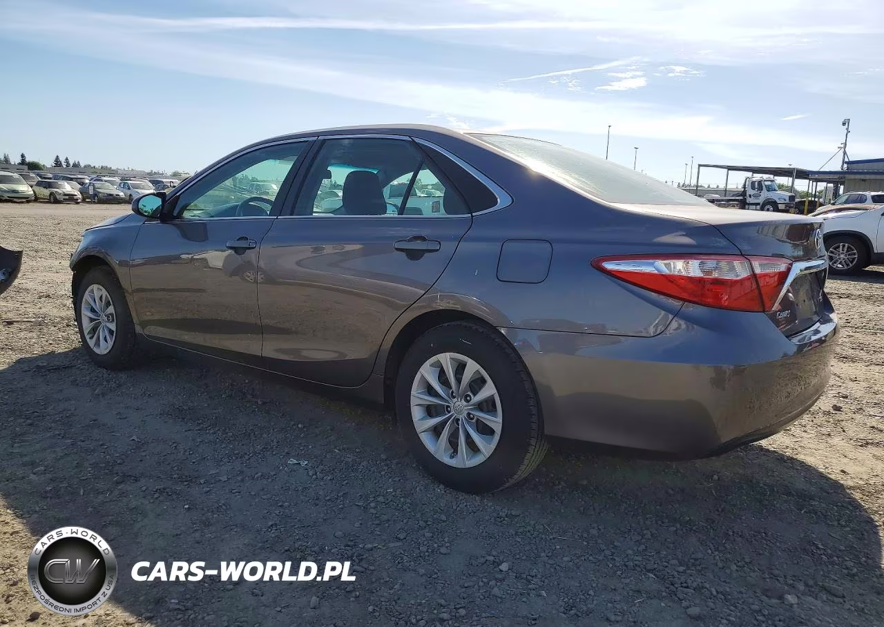 2015 Toyota Camry Le VIN:4T4BF1FK4FR500719 - 2