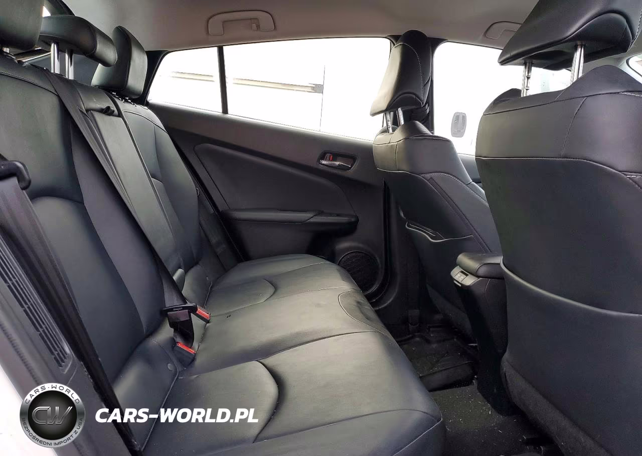 2020 Toyota Prius Prime Le VIN:JTDKARFP5L3151370 - 10