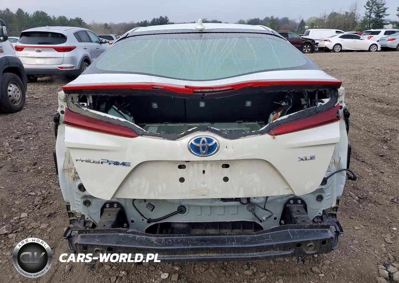 2020 Toyota Prius Prime Le VIN:JTDKARFP5L3151370 - 6