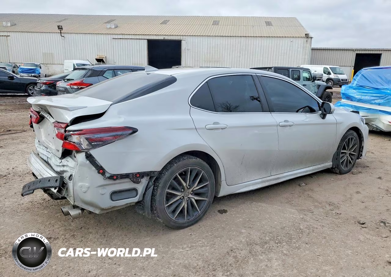 2022 Toyota Camry Se VIN:4T1G11AK5NU499679 - 3
