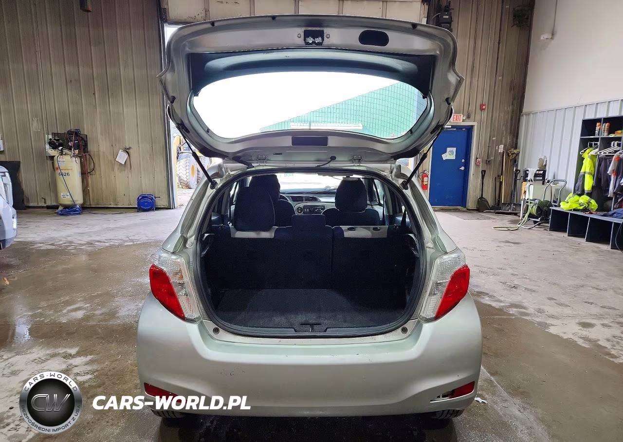 2012 Toyota Yaris 5-Door Le VIN:JTDKTUD33CD510786 - 6