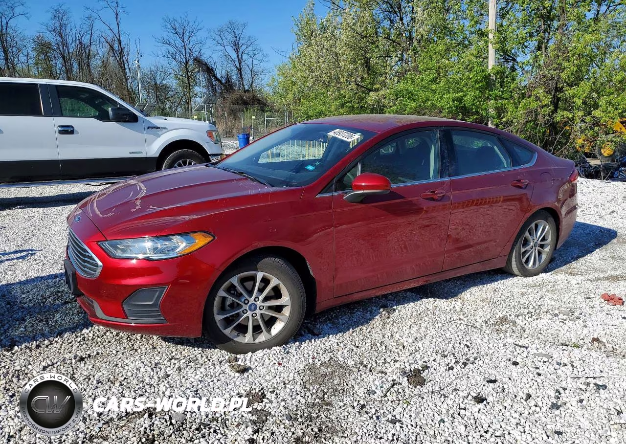 2019 Ford Fusion Se