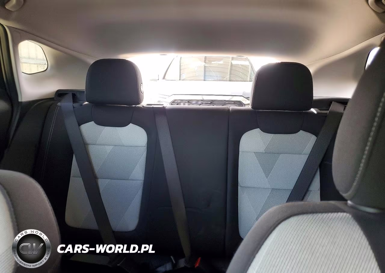 2026 Chevrolet Trax Ls VIN:KL77LFEP2TC043236 - 10