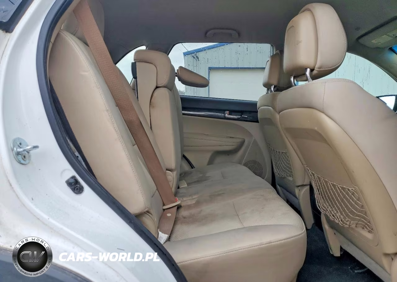 2011 Kia Sorento Lx VIN:5XYKT4A12BG052693 - 11