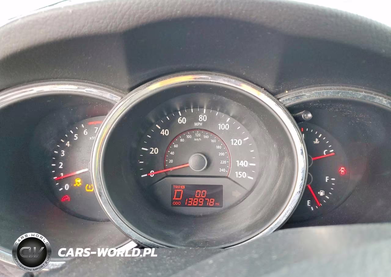 2011 Kia Sorento Lx VIN:5XYKT4A12BG052693 - 9