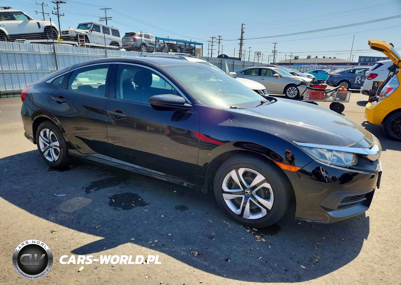 2018 Honda Civic Lx VIN:2HGFC2F59JH605715 - 4