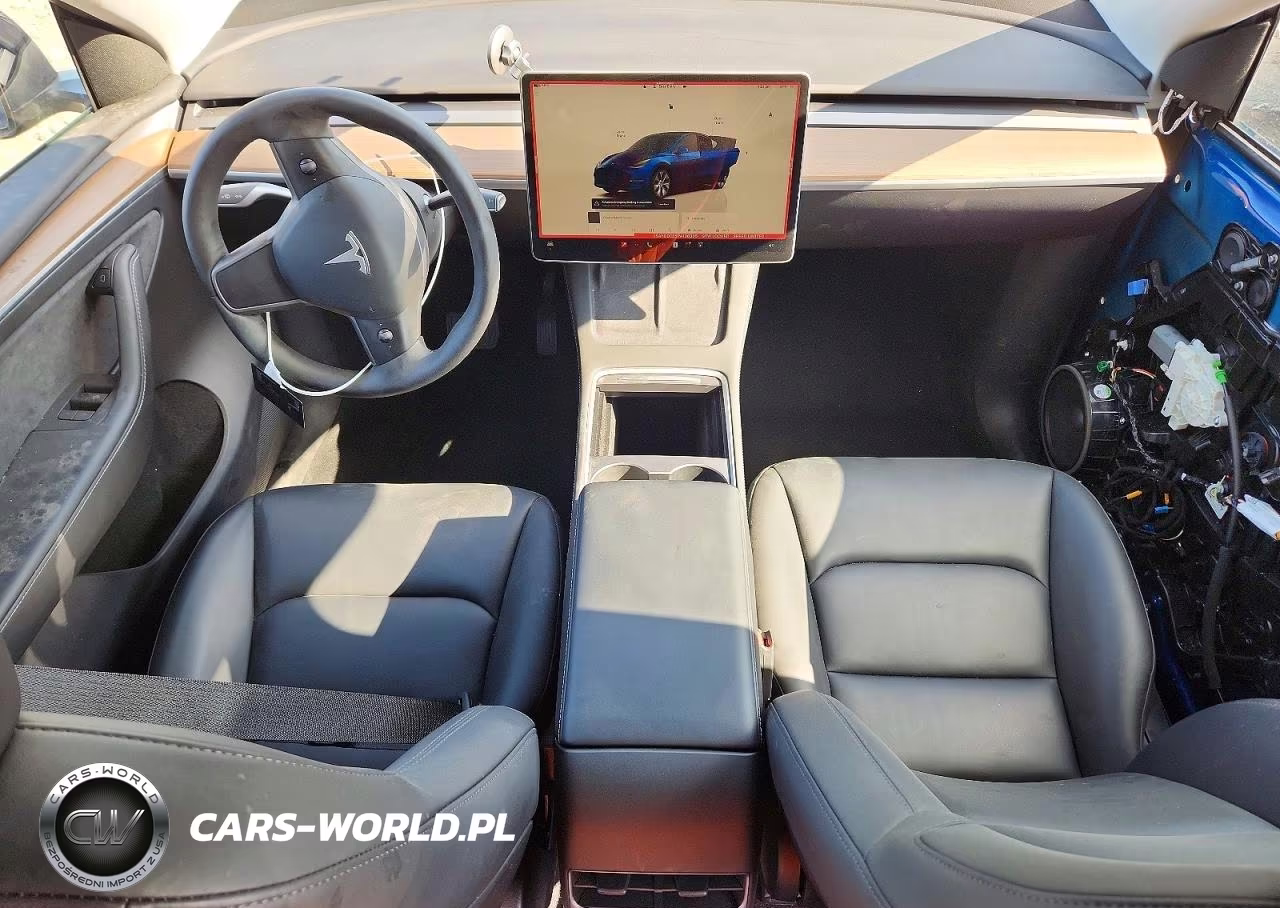 2023 Tesla Model Y VIN:7SAYGDEE5PA106305 - 8