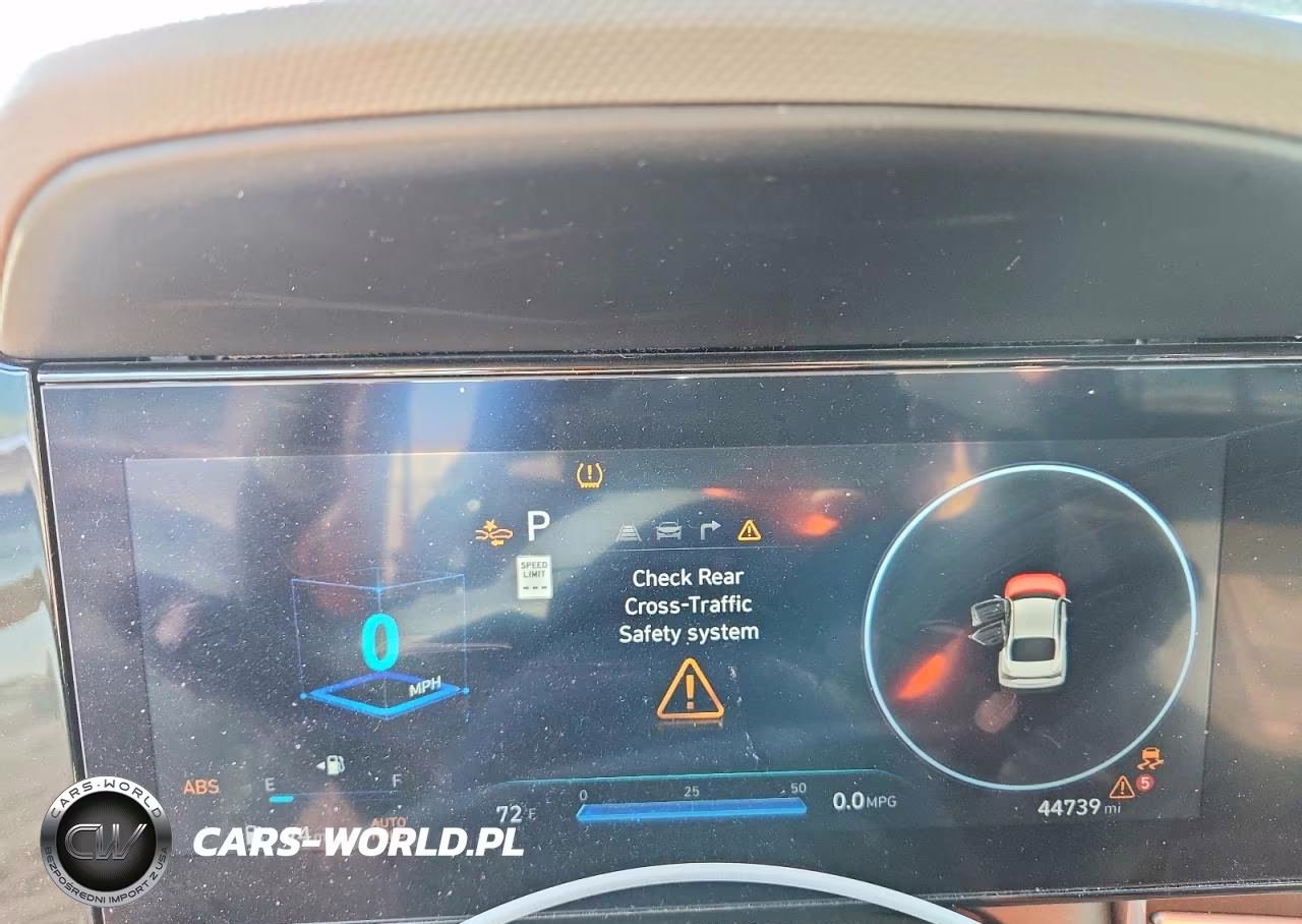 2024 Hyundai Elantra Sel VIN:KMHLS4DG5RU698435 - 9