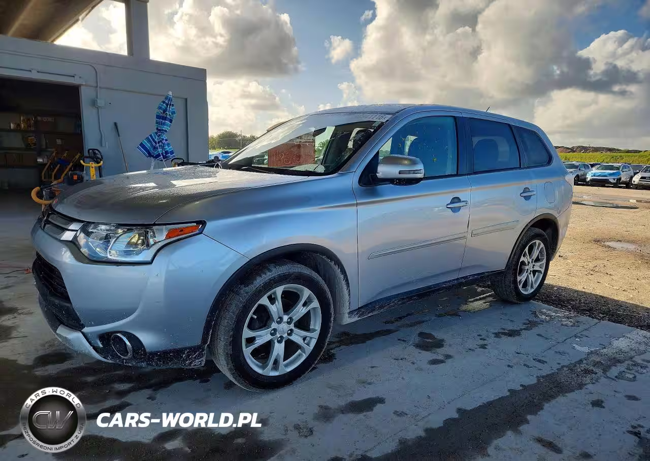 2015 Mitsubishi Outlander Se