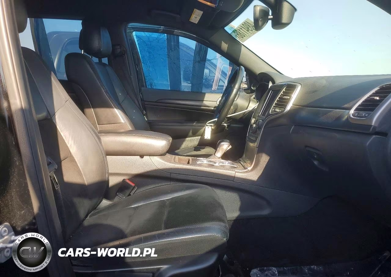 2018 Jeep Grand Cherokee Laredo VIN:1C4RJFAG2JC102662 - 7
