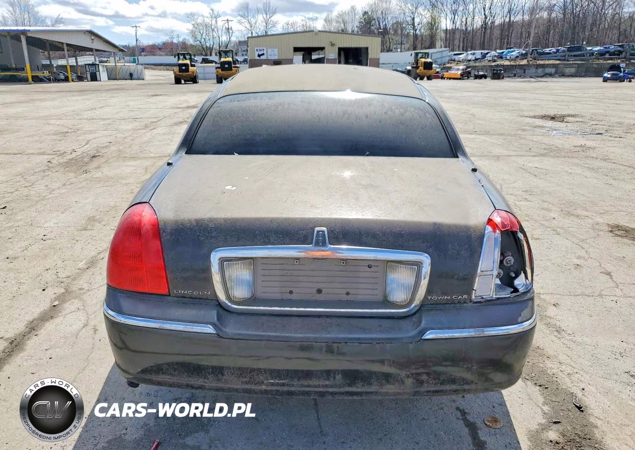 2007 Lincoln Town Car Executive VIN:1L1FM88W97Y634812 - 6