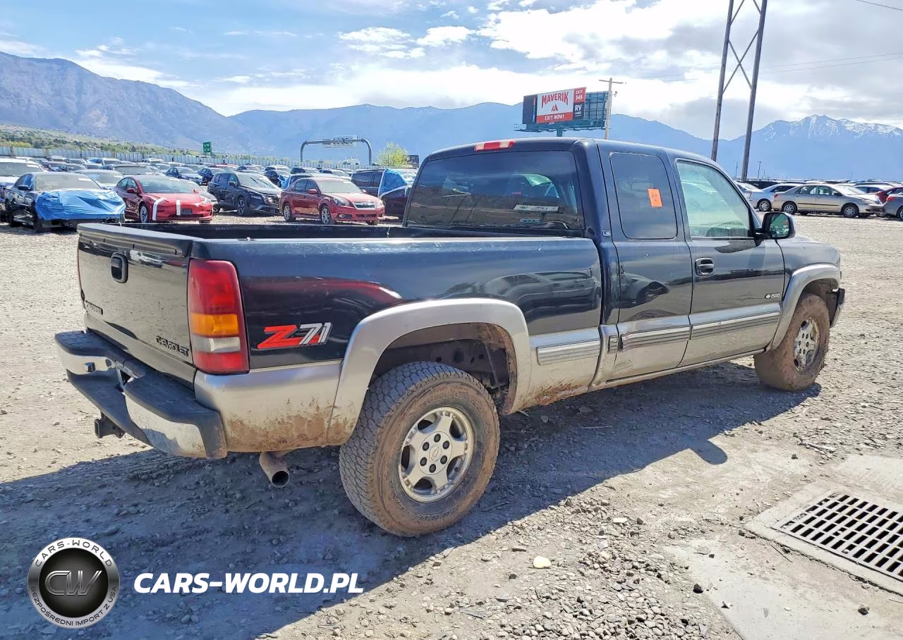 2000 Chevrolet Silverado K1500 VIN:1GCEK19T1YE173026 - 3