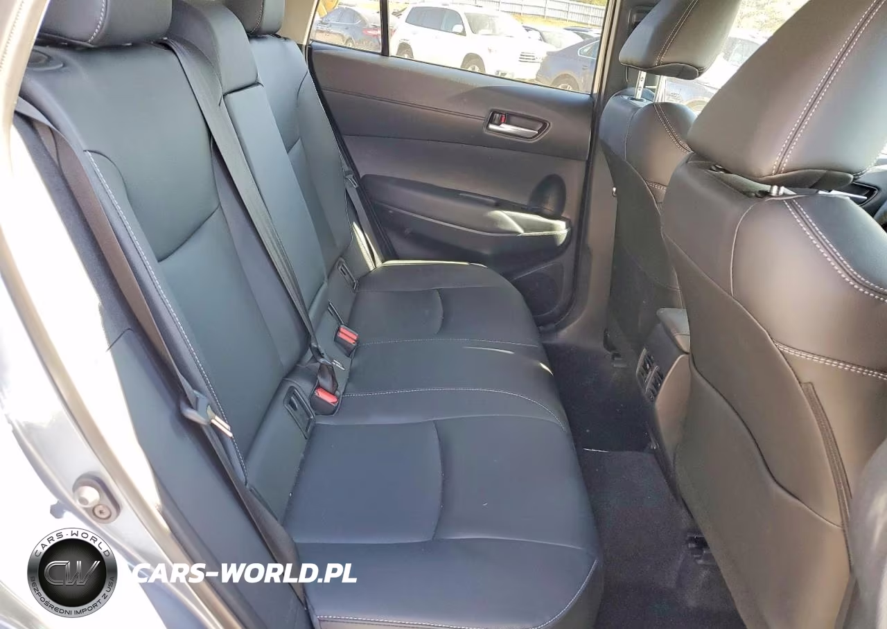 2024 Toyota Corolla Cross Xle VIN:7MUDAABGXRV118541 - 11
