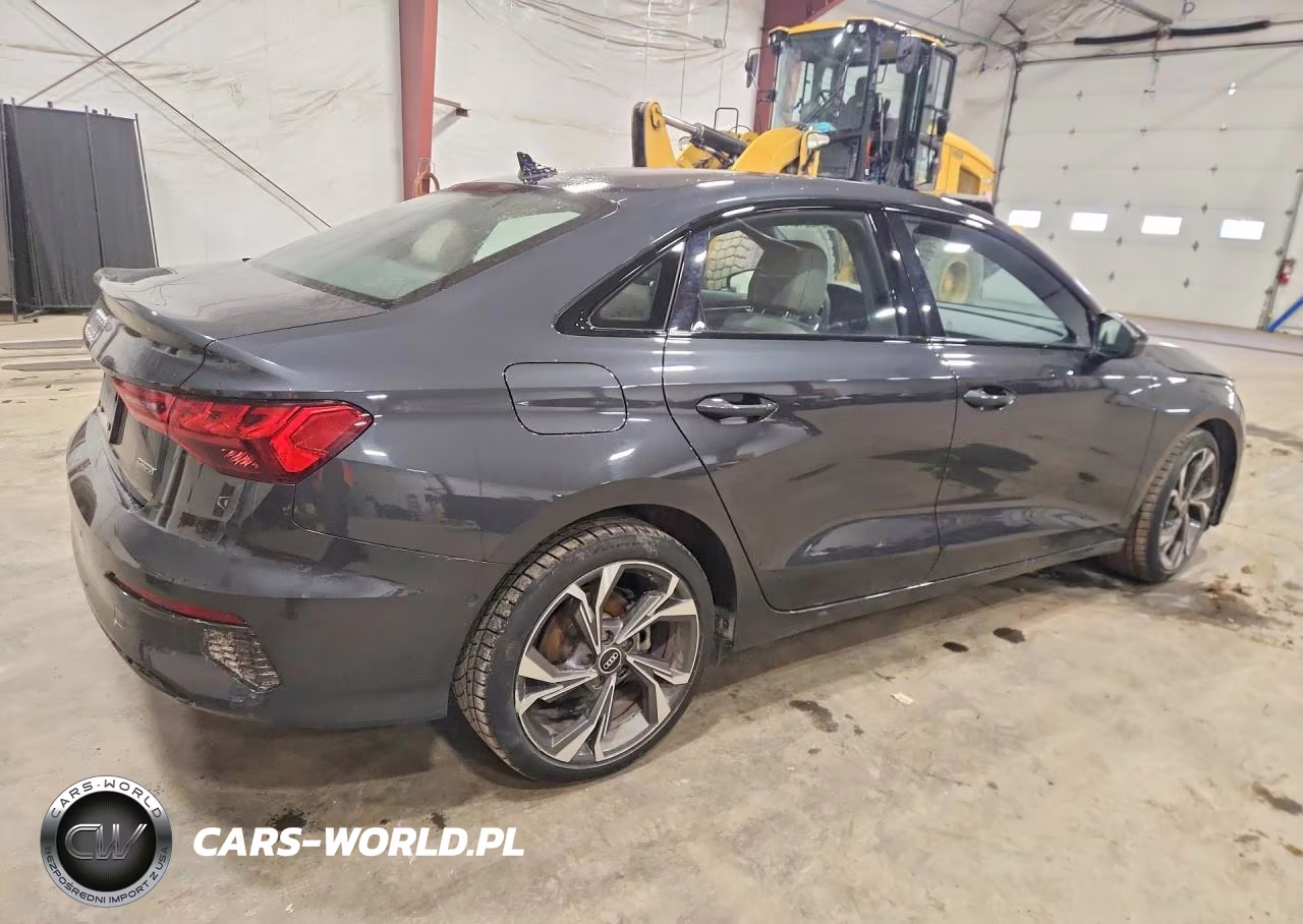 2023 Audi A3 Premium Plus VIN:WAUHUDGY2PA068652 - 3