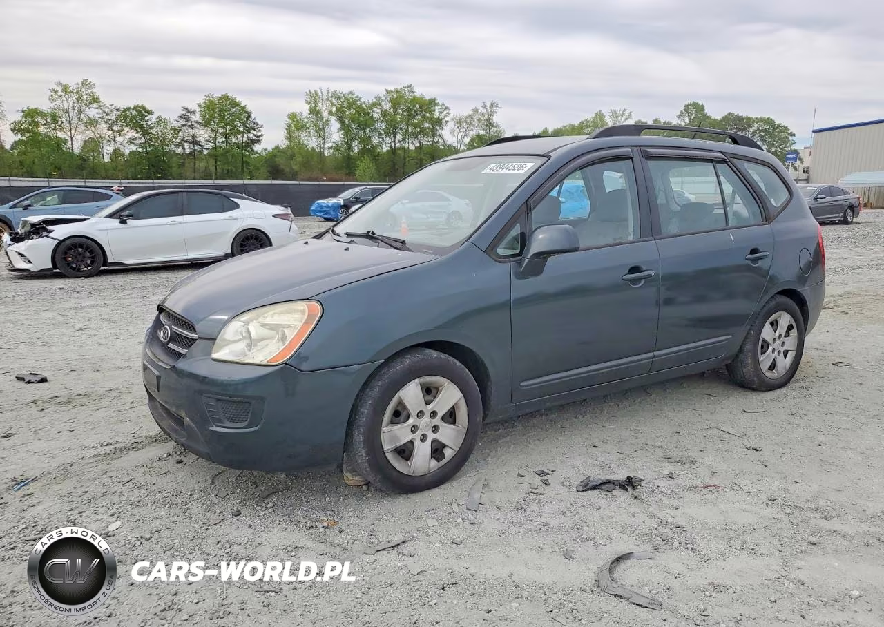 2009 Kia Rondo Base