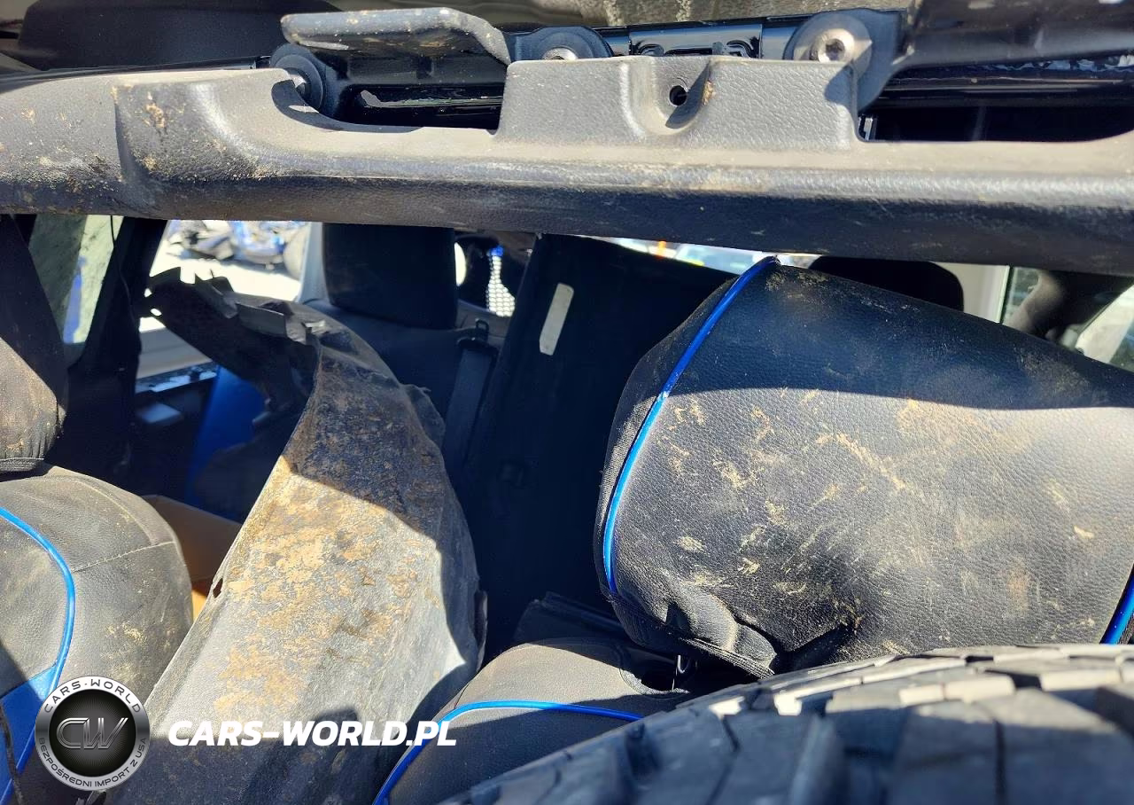 2020 Jeep Wrangler Unlimited Sport VIN:1C4HJXDGXLW206072 - 10