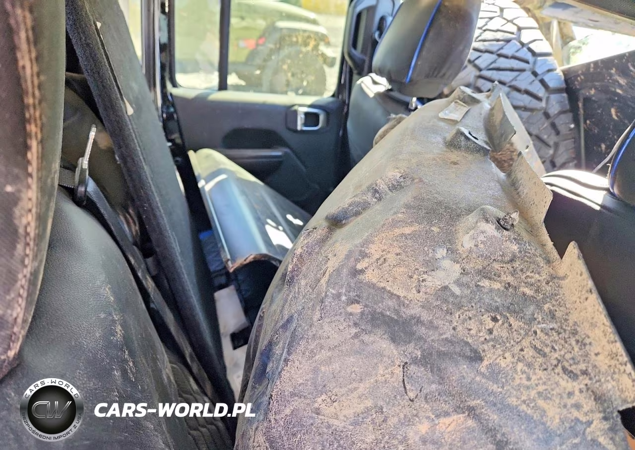 2020 Jeep Wrangler Unlimited Sport VIN:1C4HJXDGXLW206072 - 11
